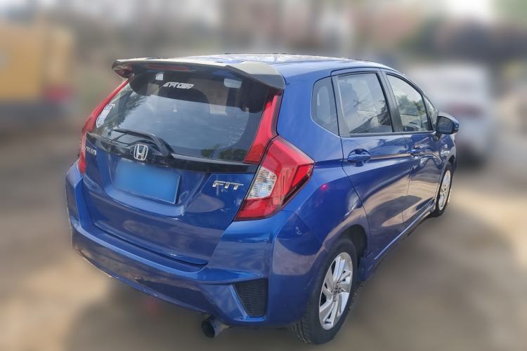 Used Honda Fit 2014 1.5L LX CVT Comfort Model Rear Right 45 Deg