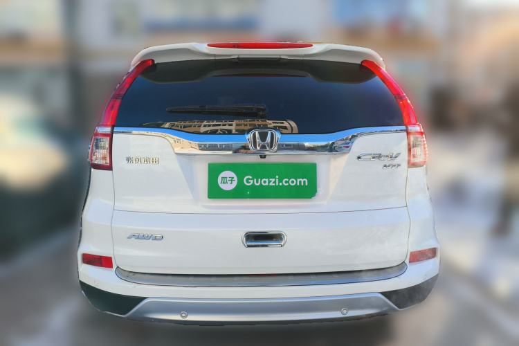 Used Honda CR-V 2015 2.4L four-wheel drive luxury version Rear