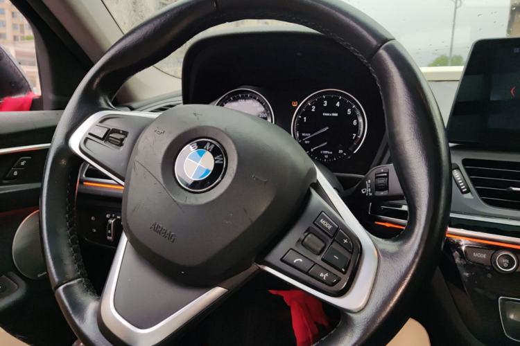 Used BMW 1 Series 2018 118i Sport Edition Steering Wheel