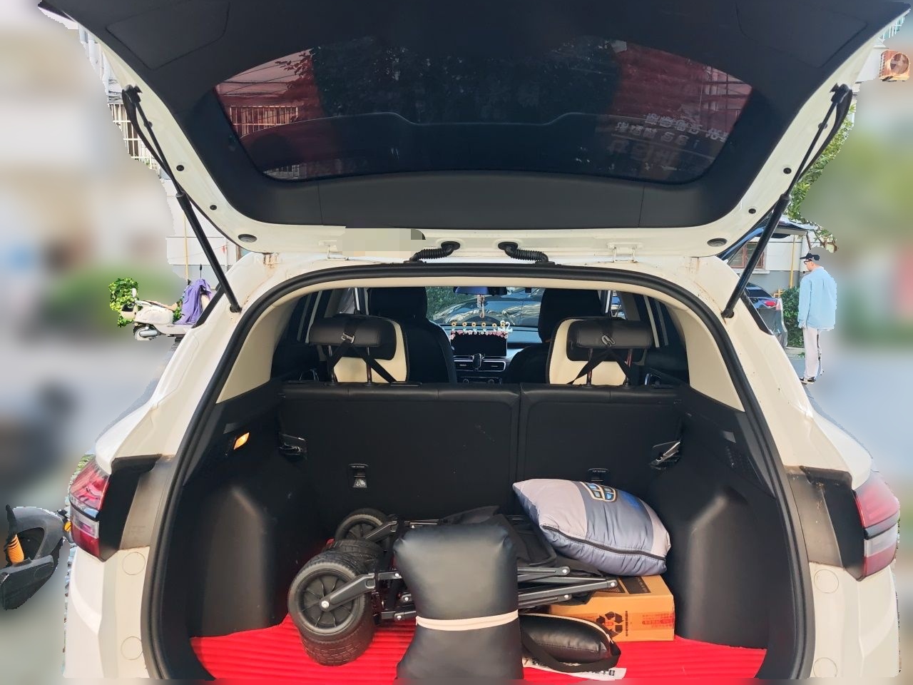 Geely Auto Coolray 2024 1.5T DCT Longteng Edition — снимка 19