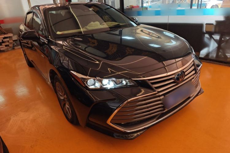 Used Toyota Avalon 2019 Dual-Engine 2.5L Luxury Edition China VI Standard
