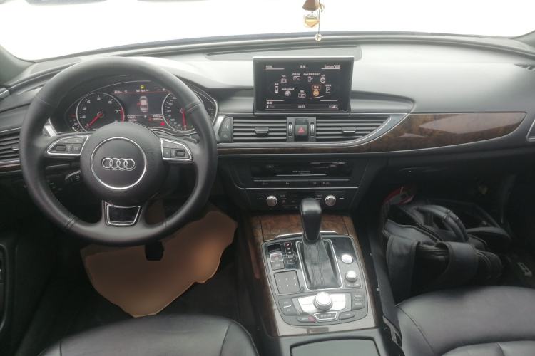 Used Audi A6L 2018 30th Anniversary Edition 35 TFSI Fashion Model
