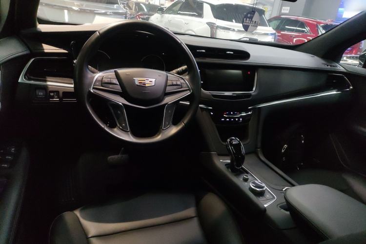 Used Cadillac XT5 2022 2.0T Two-Wheel Drive Luxury Version