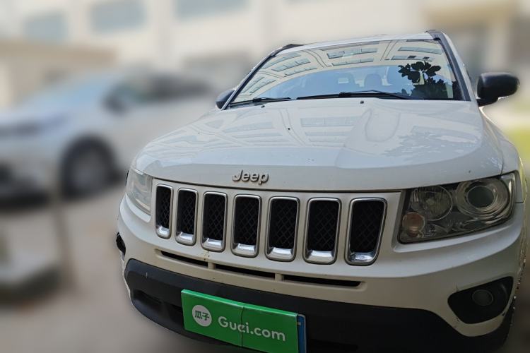 Used Jeep Compass 2013 2.4L four-wheel drive urban version Front