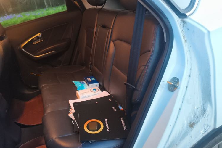 Used Huatai Santa Fe 2017 1.5T Gasoline Automatic Two-Wheel Drive Smart Enjoyment i3 Model
