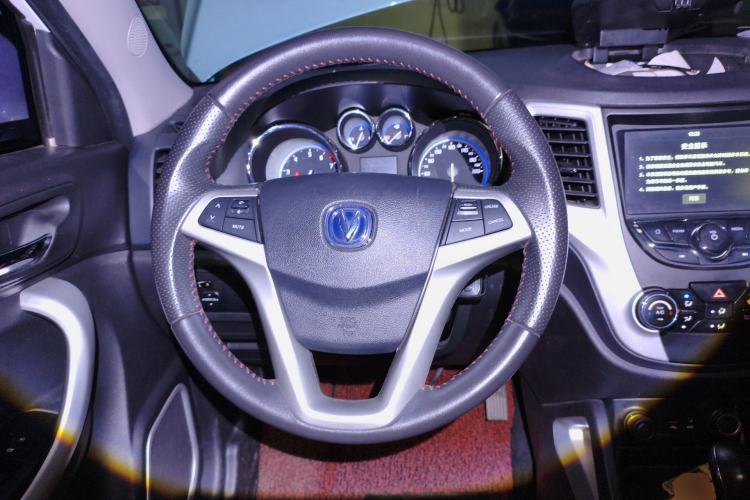 Used CHANGAN CS35 2016 1.6L Automatic Luxury Model China IV Standard Steering Wheel