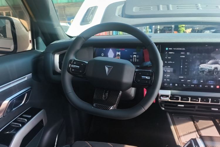 Used Deepal G318 2025 Worry-Free Cross-Country Edition Four-Wheel Drive Distant Mountains Version