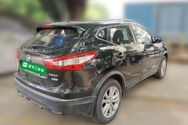 Used Nissan Qashqai 2016 2.0L CVT Elite Edition Rear Right 45 Deg
