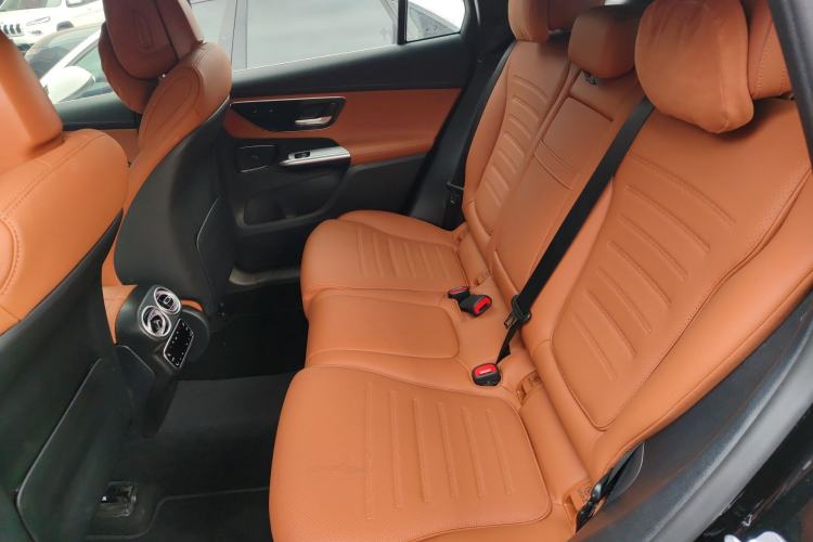 Used Mercedes-Benz GLC 2023 Facelift GLC 260 L 4MATIC Luxury Version 5 Seats Left Rear Seat