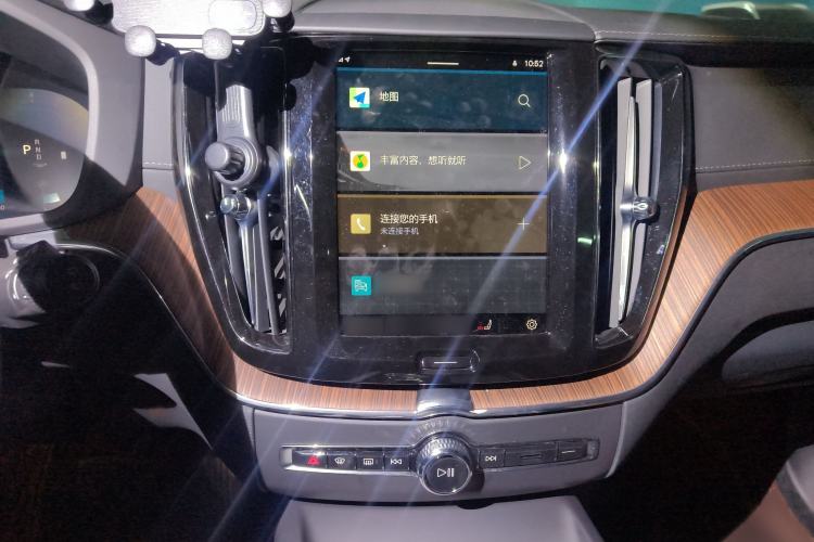 Used Volvo XC60 2022 B5 4x4 Smart Luxury Edition
