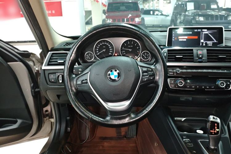 Used BMW 3 Series 2018 320Li Fashion Model Steering Wheel