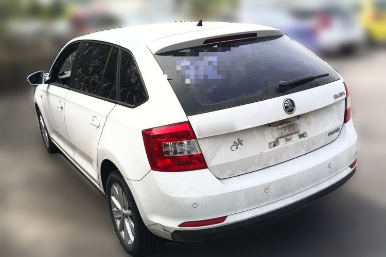 Used Skoda Rapid Spaceback 2014 1.6L Automatic Enjoyment Edition Rear Left 45 Deg