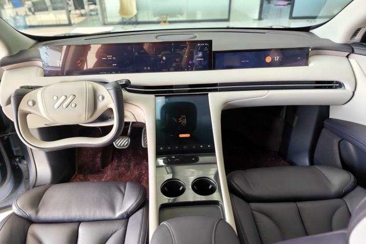 Used IM LS7 2023 77 kWh Urban Fit Rear-Wheel Drive