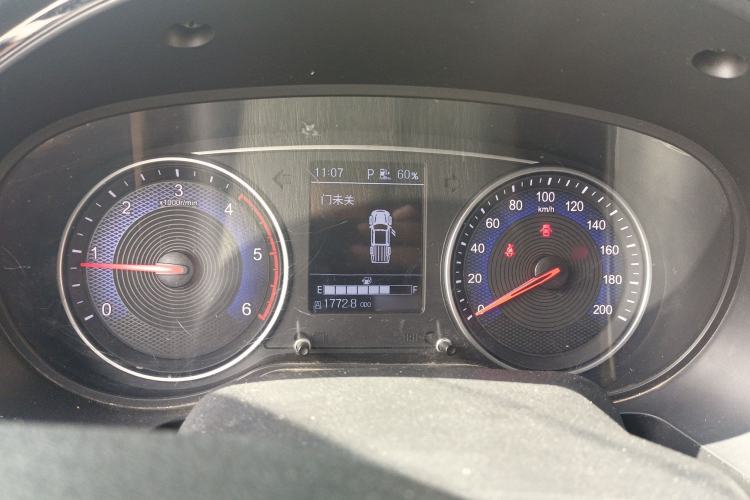 Used Dongfeng Ruichi 2021 2.4T Diesel 4x4 Base Version YCY24165-61