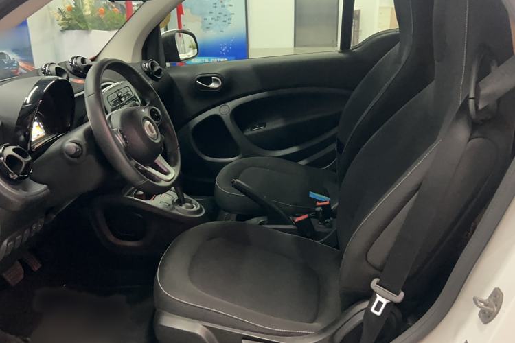 Used smart fortwo 2019 0.9T 66kW Hardtop Wind Power Edition China VI