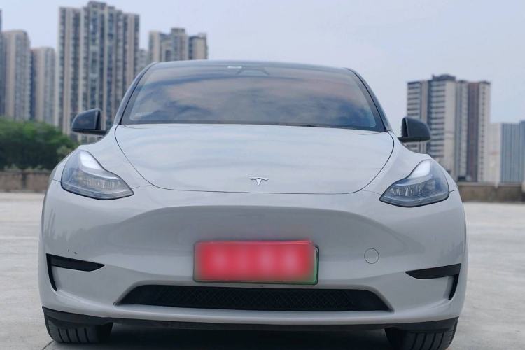 Used Tesla Model Y 2024 Rear-Wheel-Drive Version Exterior 3