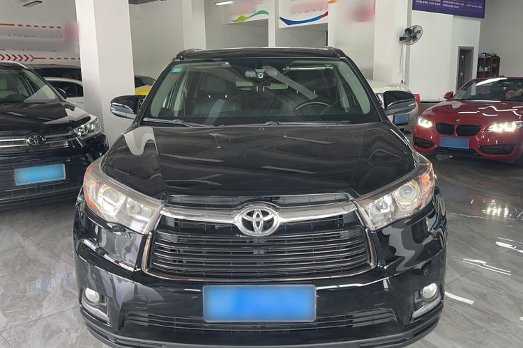 Used Toyota Highlander 2017 2.0T Four-Wheel Drive Black Edition Limited Model
