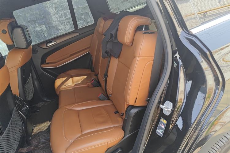 Used Mercedes-Benz GLS 2016 GLS 500 4MATIC Left Rear Seat