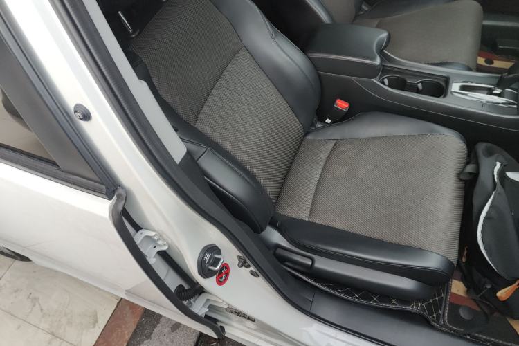 Used Honda Jade 2020 1.8L automatic Comfort version
