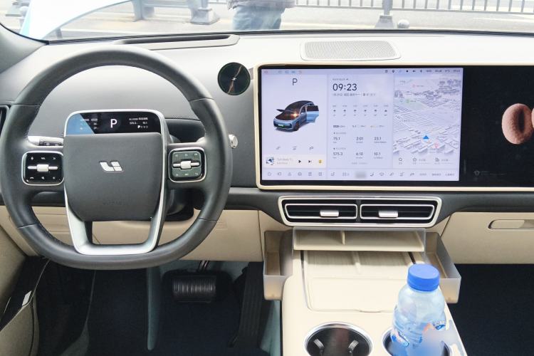 Used Li Auto L8 2024 Ultra Model
