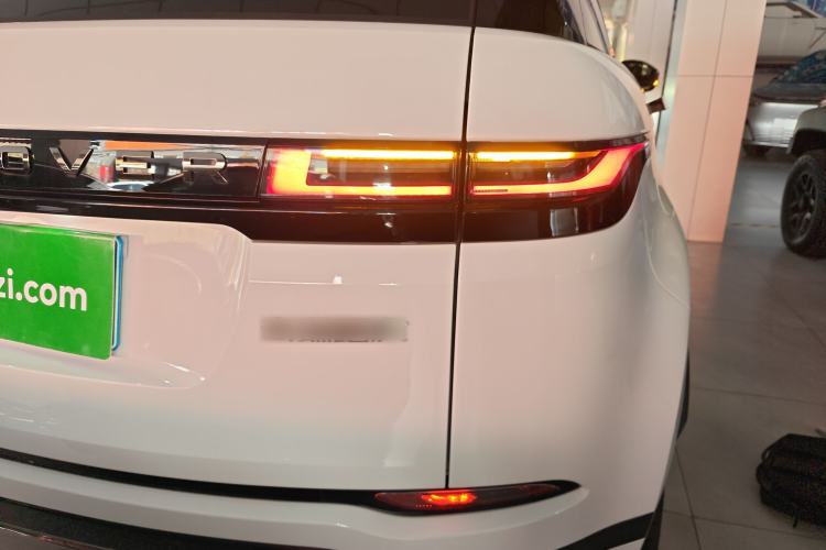 Used Land Rover Range Rover Evoque 2024 Aurora L 249 PS Prestige Light-Chasing Edition