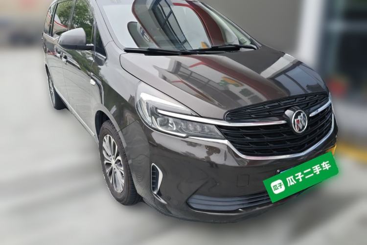 Used Buick GL8 2021 Land Cruiser Executive Class 652T Luxury Model Front Right 45 Deg