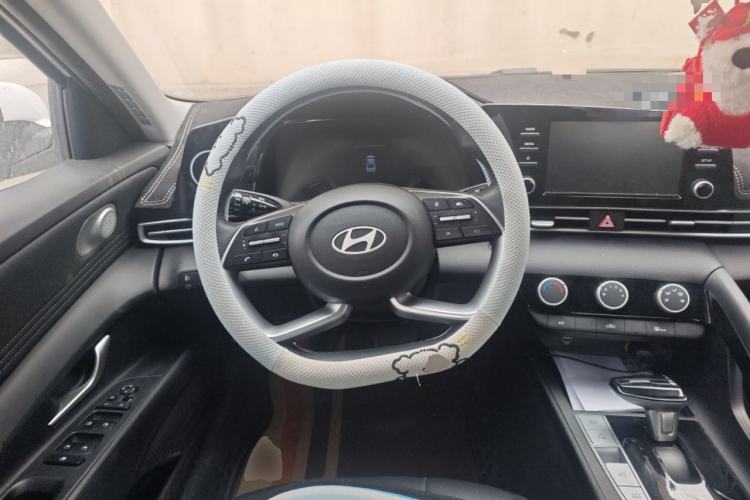 Used Hyundai Elantra 2023 1.5L CVT GLX Elite Edition
