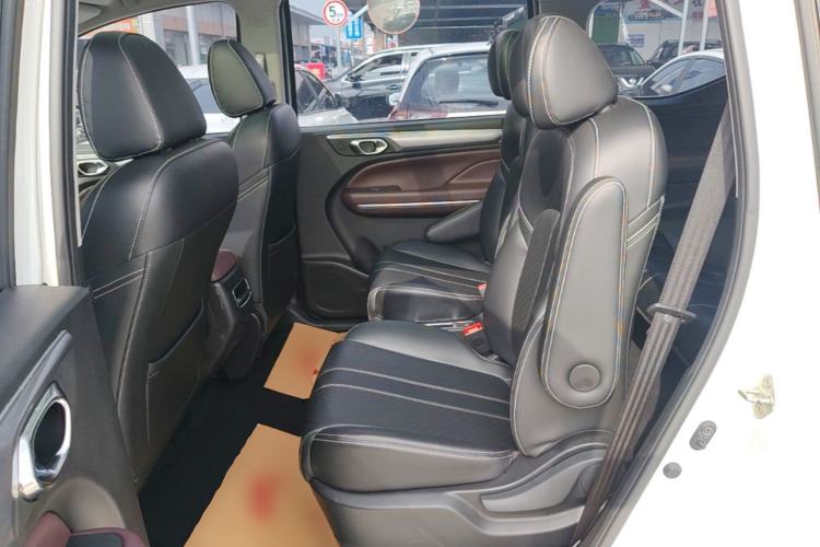 Used GAC Trumpchi M6 2021 PRO 270T Automatic Luxury Edition Left Rear Seat