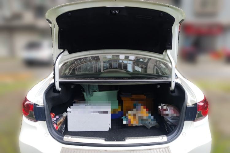 Used Mazda Atenza 2014 2.5L Blue Sky Prestige Edition Trunk