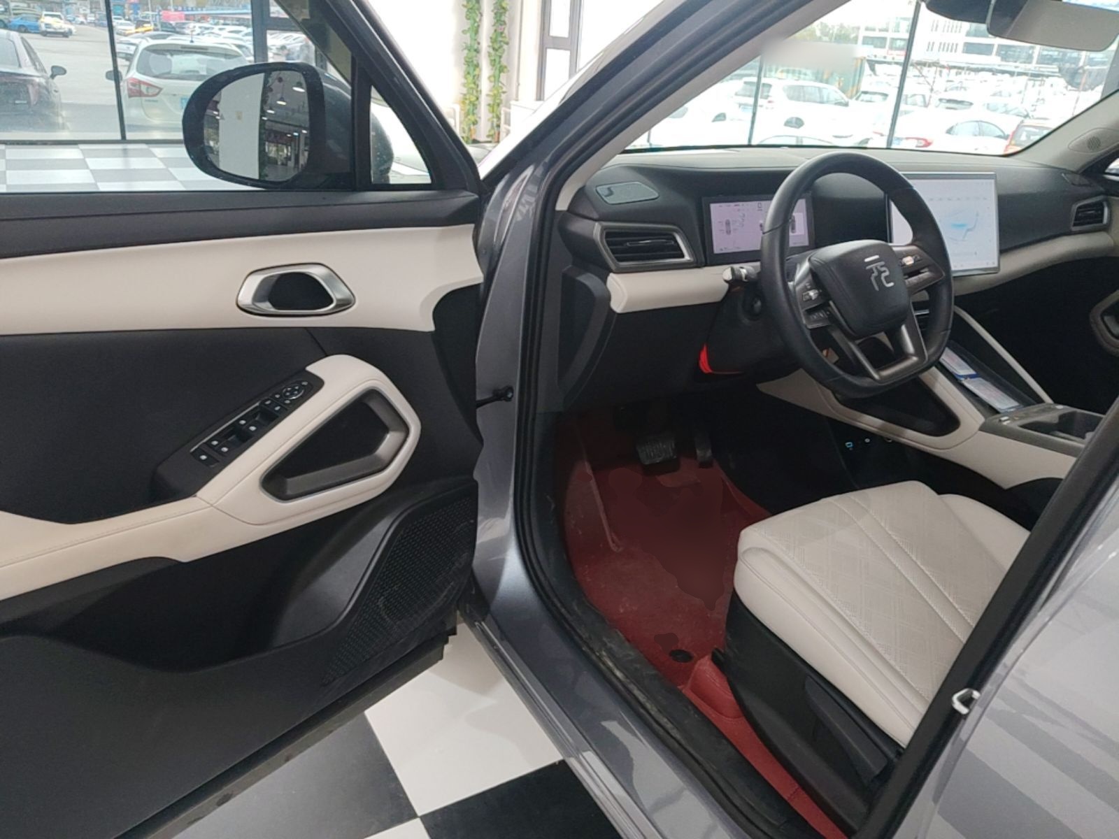 BYD Yuan UP 2025 Intelligent Driving Version 401 KM Dynamic Edition — снимка 18