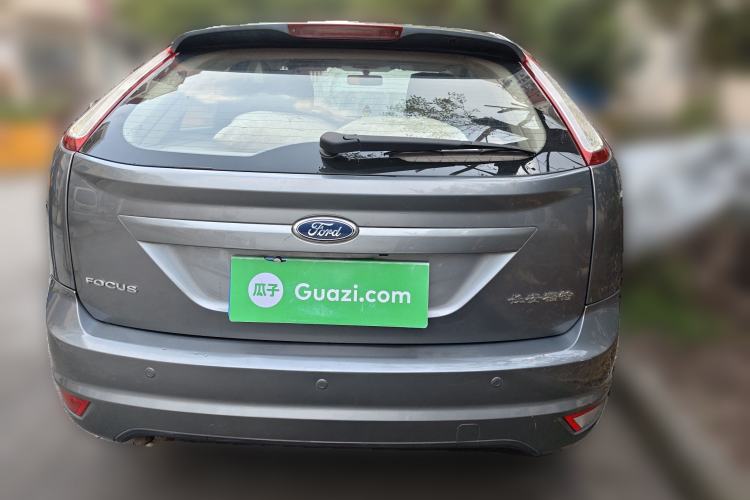 Used Ford Focus 2011 Hatchback 1.8L Automatic Fashion Edition
