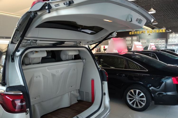 Used Buick GL8 2021 ES Landtrek 653T Comfort Edition
