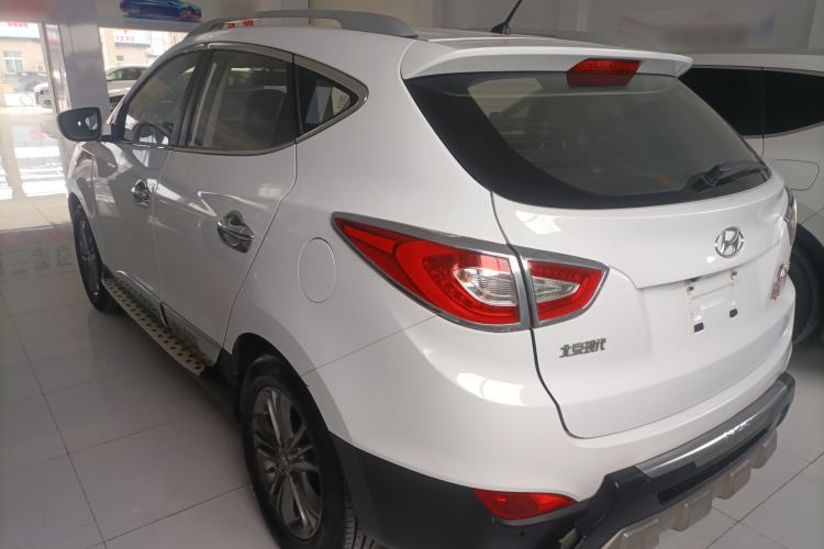 Used Hyundai ix35 2015 2.0L Automatic 2WD Smart Type China IV