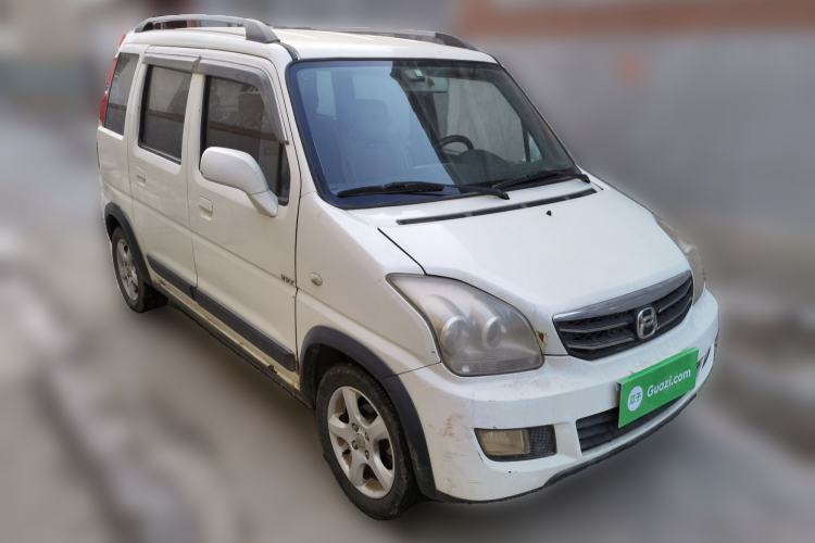 Used Suzuki Wagon R X5 2013 Revised Version 1.4L VVT Cruise Edition Front Right 45 Deg