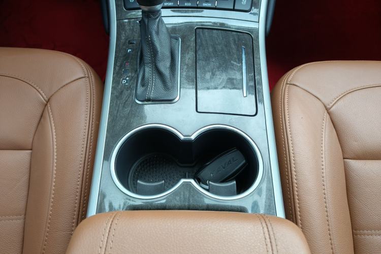 Used Haval H8 2015 2.0T Two-Wheel-Drive Standard Version