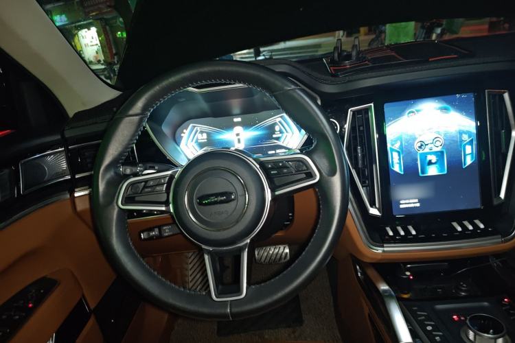 Used Zotye T700 2017 2.0T Dual-Clutch Prestige Version Steering Wheel