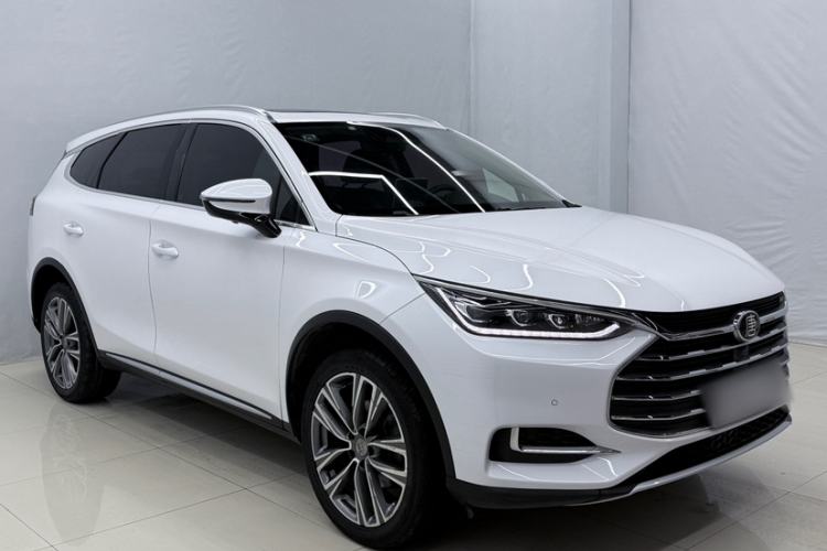 Used BYD Tang 2018 2.0T Automatic Smart Connect Prestige 7-Seater China V Standard
