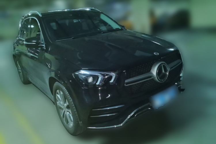 Used Mercedes-Benz GLE 2023 GLE 350 4MATIC Stylish Model Front Right 45 Deg