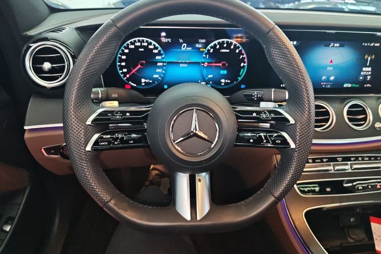 Used Mercedes-Benz E-Class New Energy 2023 E 350 e L Plug-in Hybrid Sports Sedan Steering Wheel