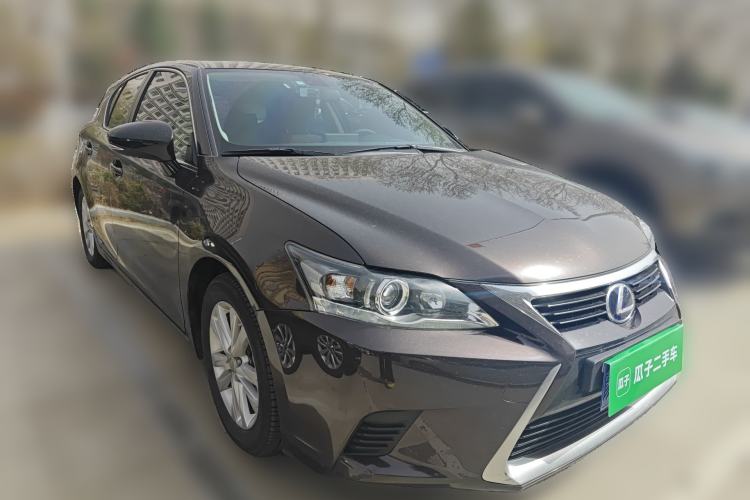 Used Lexus CT 2015 CT200h Chocolate Edition
