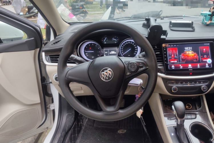 Used Buick Verano 2018 Sedan 15S Automatic Entry Model Steering Wheel