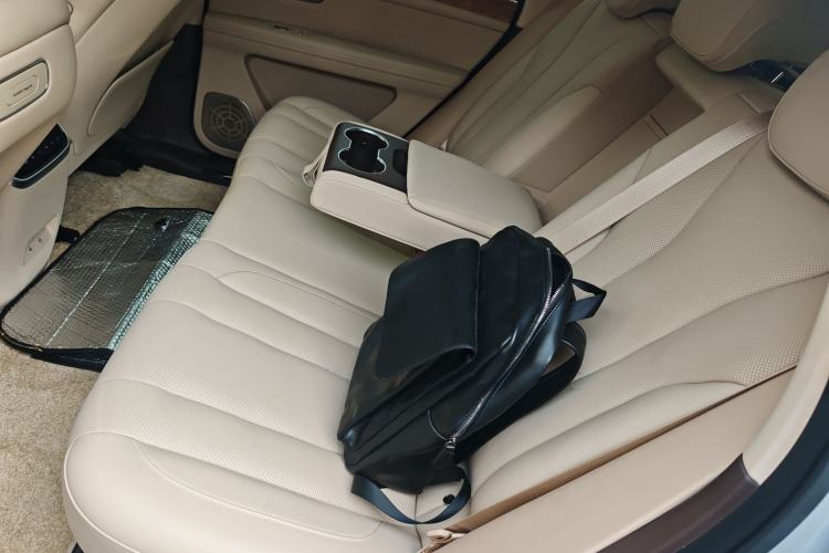 Used Hima AITO M7 2024 1.5T Intelligent Driving 4WD Max Edition 5 Seats Left Rear Seat