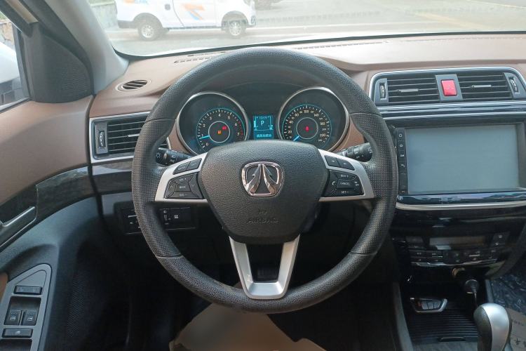 Used BAIC Weiwang S50 2016 1.5T CVT Joyful Luxury Model
