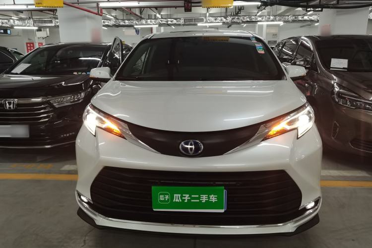 Used Toyota Sienna 2021 2.5L Hybrid Comfort Edition