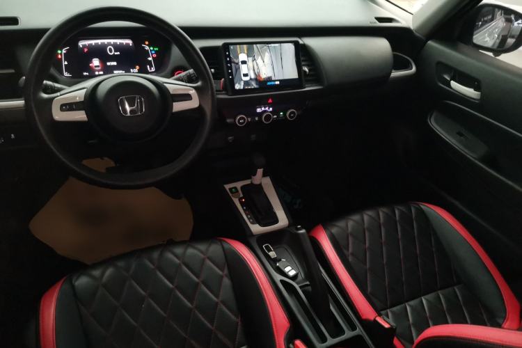 Used Honda Fit 2021 1.5L CVT Trend Edition Center Console