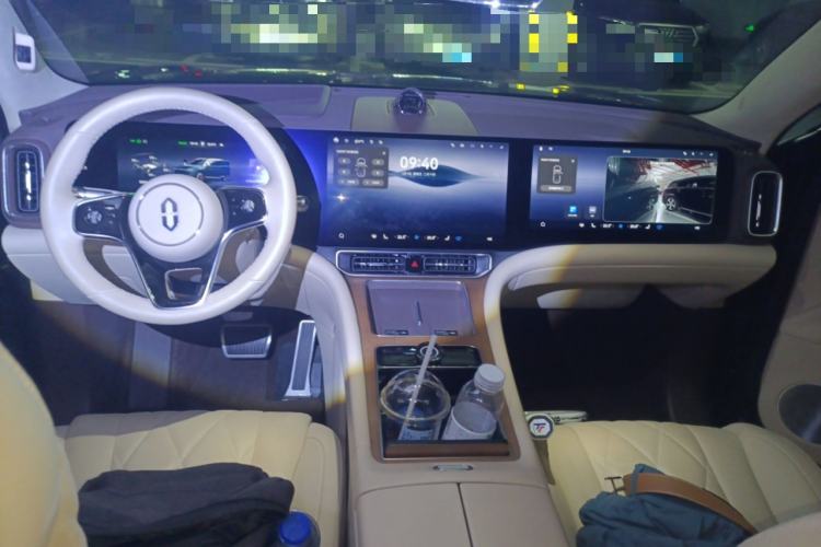 Used Hima AITO M9 2024 All-Electric Ultra Version 100 kWh 6-Seater Model
