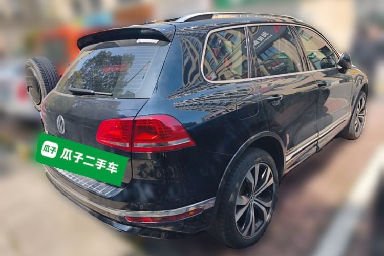 Used Volkswagen Touareg 2018 3.0 TSI Glory Collection Edition
