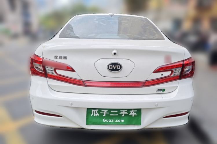 Used BYD Qin New Energy 2015 1.5T Dual-Crown Flagship Plus Edition
