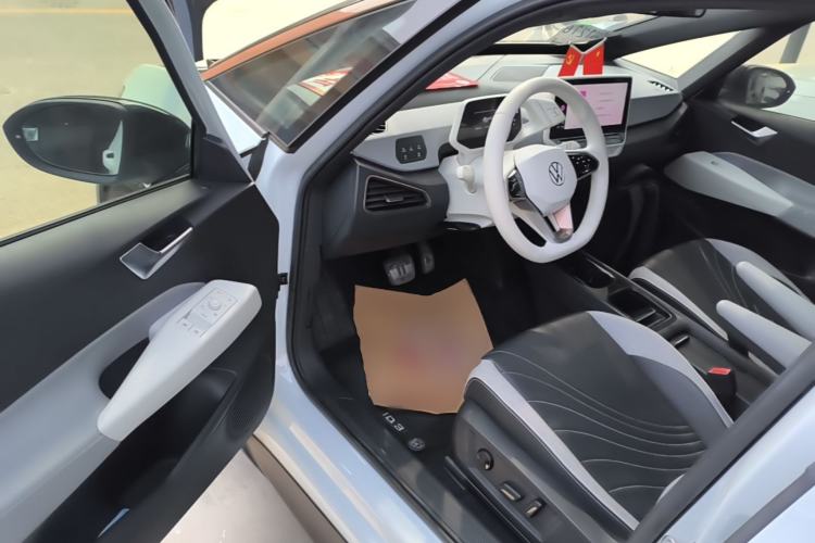 Used Volkswagen ID.3 2022 Pro Smart Edition Driver Seat