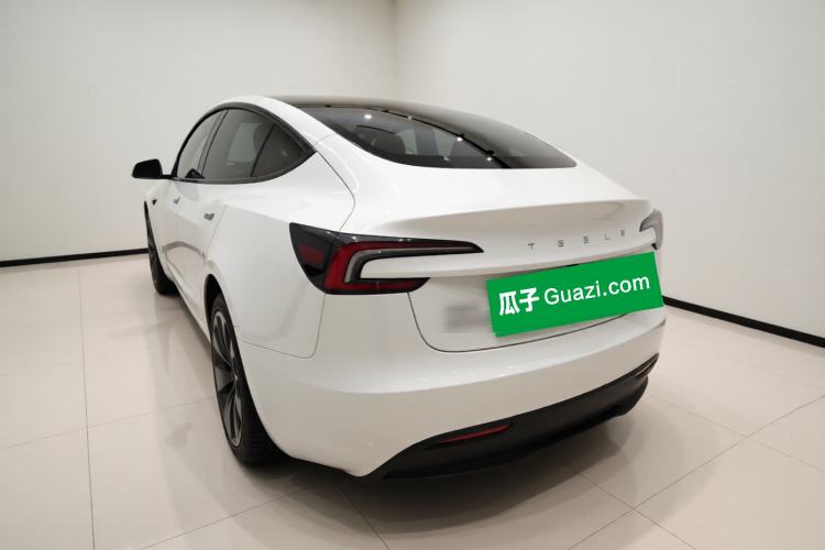 Used Tesla Model 3 2025 Rear-Wheel-Drive Version Exterior 4